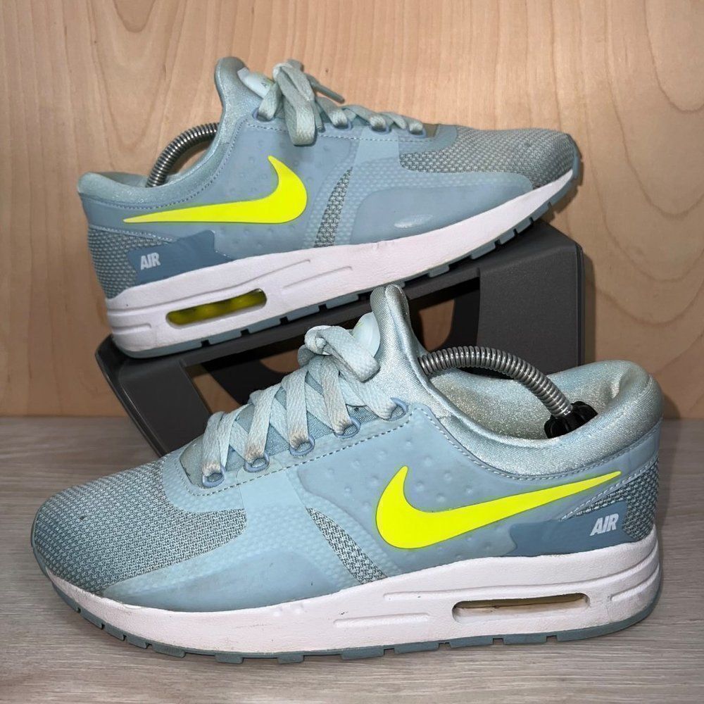 Nike Air Max Zero‎ GS Glacier Blue/Volt 881229-400 Youth 6.5  Women's 8